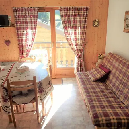 2 Pieces Avec Balcon, Parking - Secteur Calme - Fr-1-573-66 Apartamento