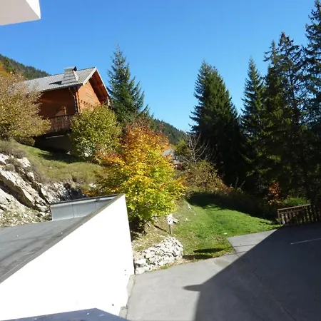 2 Pieces Avec Balcon, Parking - Secteur Calme - Fr-1-573-66 Apartamento