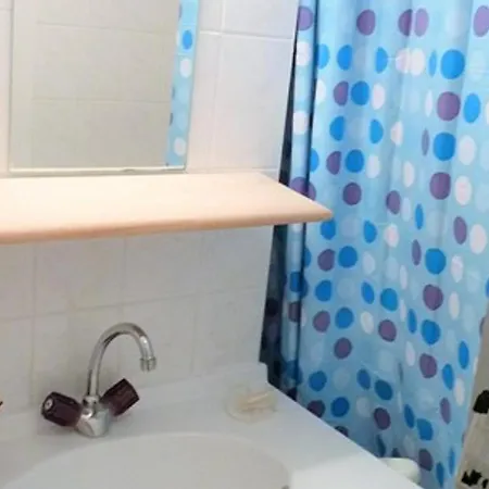 Apartamento 2 Pieces Avec Balcon, Parking - Secteur Calme - Fr-1-573-66 Le Biot